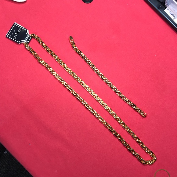 18k 10mm Chain Link Gold Chain - Picture 4 of 5